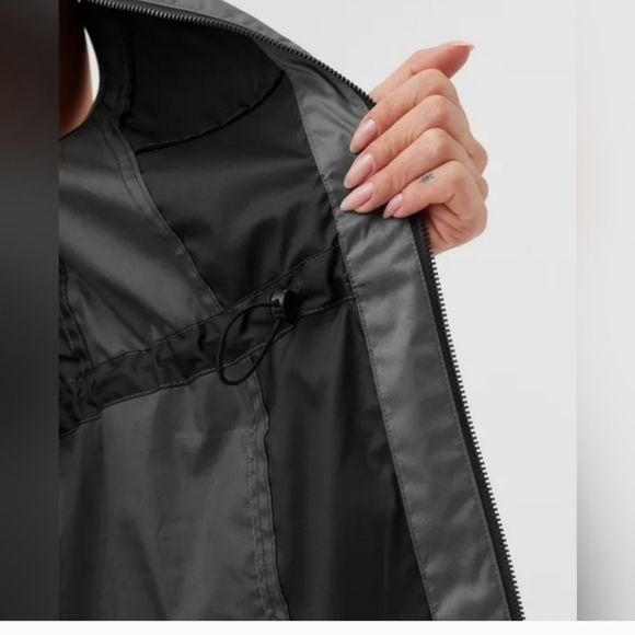 NWT Jordan Utility Convertible Jacket Black Gray Medium - Picture 14 of 15